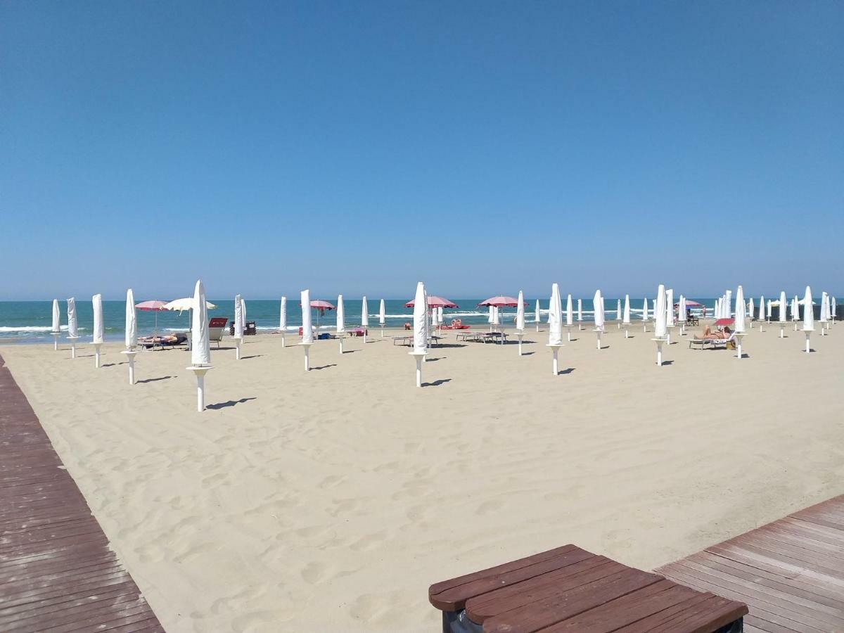 Апартаменти Beach House Пассоскуро Екстер'єр фото